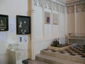 Queen Mary's grave and the accompanying display