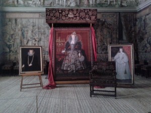  Portraits of Bess of Hardwick, Elizabeth I and Arbella Stuart