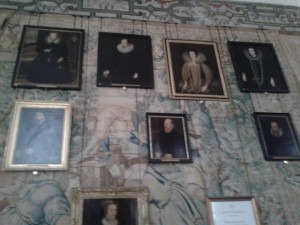  Portraits in the Long Gallery